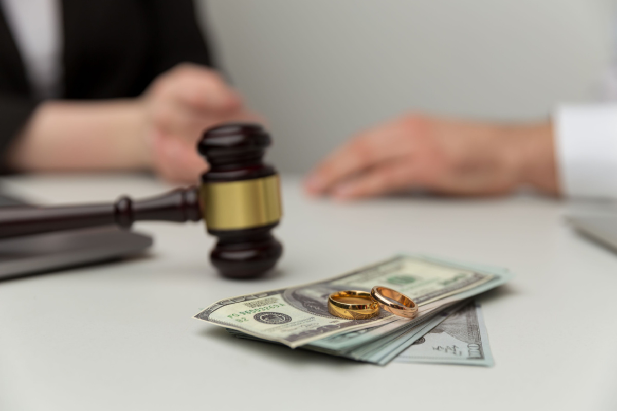 Can You Get in Trouble For Failing to Pay Spousal Support in California?